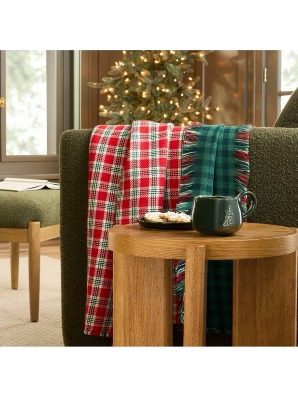 13.5oz Christmas Tree Stoneware Holiday Mug Green - Hearth & Hand Magnolia NEW - Picture 2 of 3